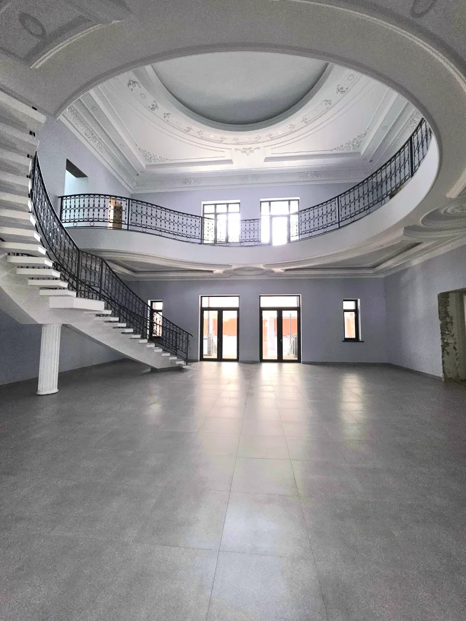 Продажа офиса в Олмазорском районе, 2 300 м² — софийская, фотография 5